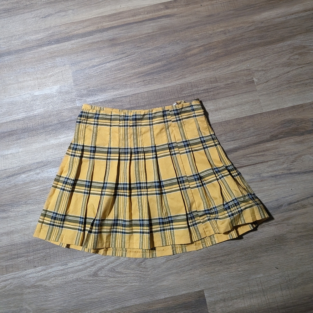 Clueless yellow plaid skirt